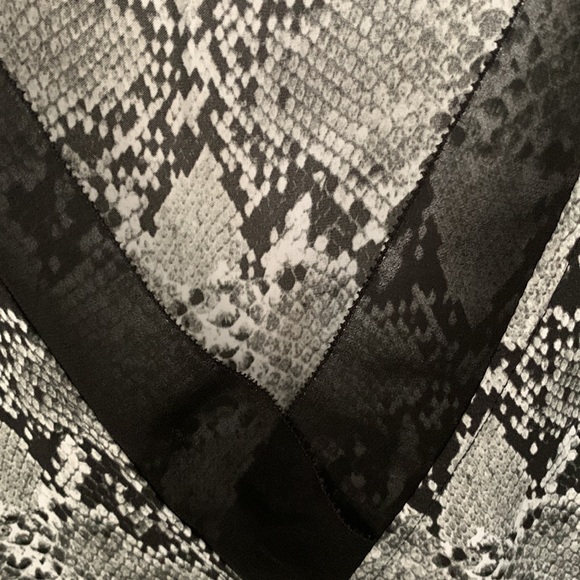 Sleeveless top: size 1X, Joe Fresh - Picture 3 of 3